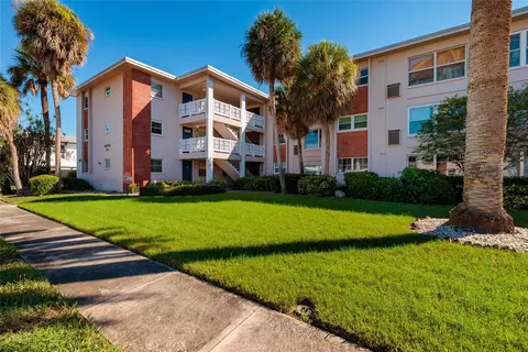 3125 36th St N #201, Saint Petersburg, FL 33713