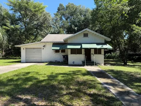 10109 N Jasmine Ave, Tampa, FL 33612