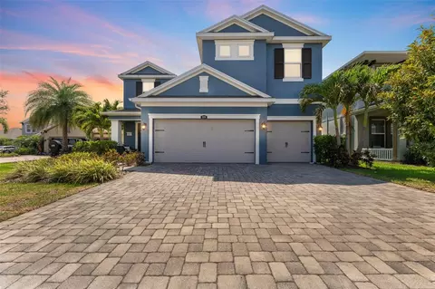 8010 Red Orchard Ct, Tampa, FL 33635