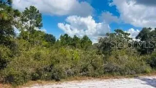 916 El Dorado Dr, Indian Lake Estates, FL 33855