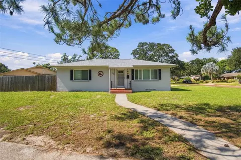 740 64th St N, Saint Petersburg, FL 33710