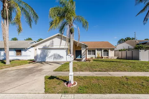 8231 Matthew Dr, New Port Richey, FL 34653