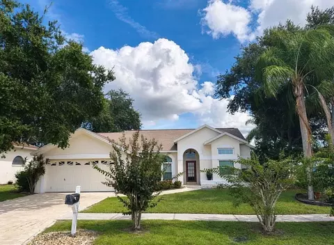 8701 Middle Cross Pl, Tampa, FL 33635