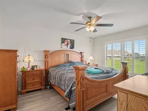 Bedroom - 10318 Moosehead Dr, Parrish, FL 34219 photo 1 of 4