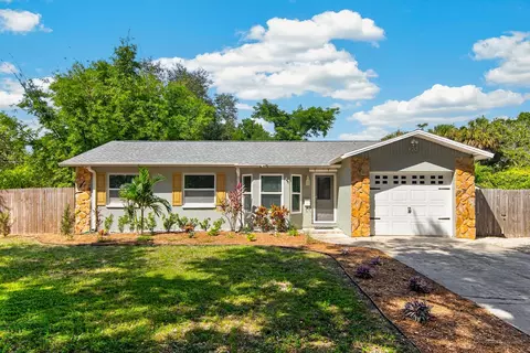 120 Orange Ave N, Saint Petersburg, FL 33710
