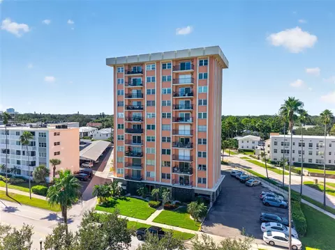 1120 N Shore Dr NE #502, Saint Petersburg, FL 33701