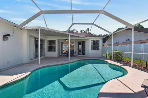 Exterior - 11220 Sailbrooke Dr, Riverview, FL 33579 photo 3 of 19