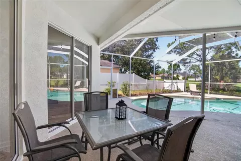 Exterior - 11220 Sailbrooke Dr, Riverview, FL 33579 photo 10 of 19