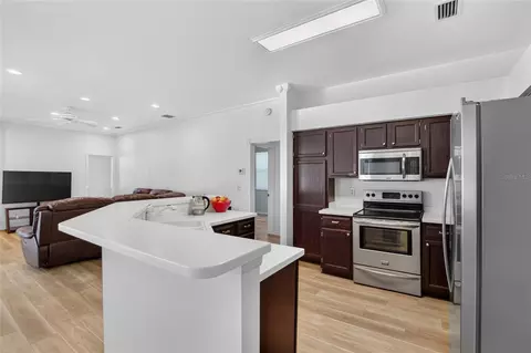 Kitchen - 11220 Sailbrooke Dr, Riverview, FL 33579 photo 1 of 5
