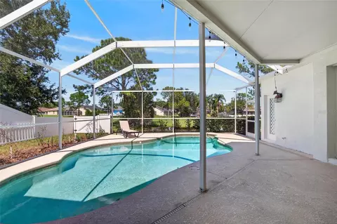 Exterior - 11220 Sailbrooke Dr, Riverview, FL 33579 photo 6 of 19