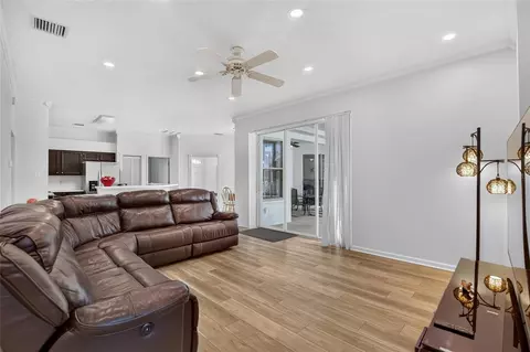 Living - 11220 Sailbrooke Dr, Riverview, FL 33579 photo 6 of 8