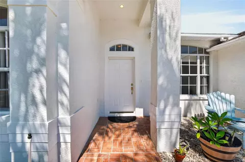 Entry Way - 11220 Sailbrooke Dr, Riverview, FL 33579 photo 1 of 1