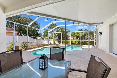 Exterior - 11220 Sailbrooke Dr, Riverview, FL 33579 photo 11 of 19