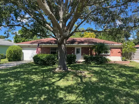 5215 26th Ave N, Saint Petersburg, FL 33710