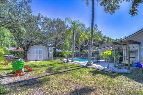 Exterior - 9502 Sunnyoak Dr, Riverview, FL 33569 photo 11 of 24