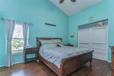 Bedroom - 9502 Sunnyoak Dr, Riverview, FL 33569 photo 1 of 5