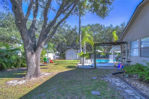 Exterior - 9502 Sunnyoak Dr, Riverview, FL 33569 photo 12 of 24