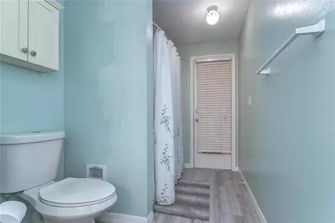 Bath - 9502 Sunnyoak Dr, Riverview, FL 33569 photo 4 of 5
