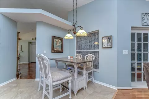 Dining - 9502 Sunnyoak Dr, Riverview, FL 33569 photo 3 of 4