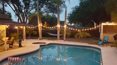 Exterior - 9502 Sunnyoak Dr, Riverview, FL 33569 photo 9 of 24