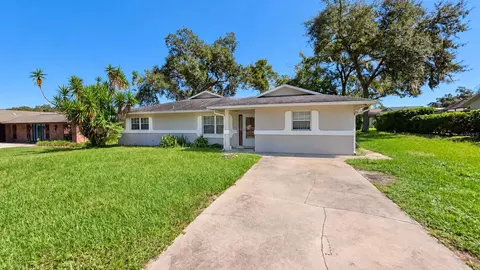 5636 Beech St, Zephyrhills, FL 33542