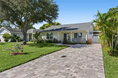 208 N New Jersey Ave, Tampa, FL 33609