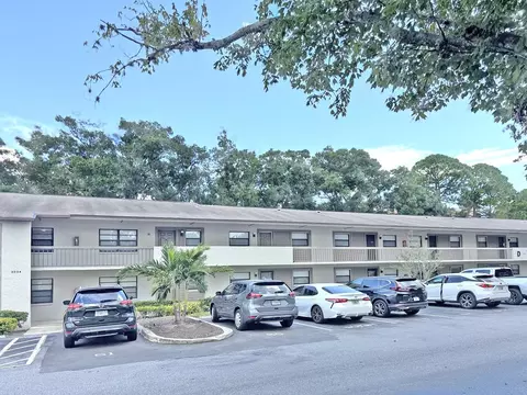 3034 Eastland Blvd #D202, Clearwater, FL 33761