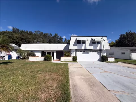4111 Woodsville Dr, New Port Richey, FL 34652