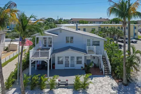 115 99th Ave, Treasure Island, FL 33706