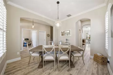 Dining - 5721 Tortoise Pl, Apollo Beach, FL 33572 photo 2 of 2