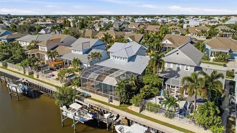View/Area - 5721 Tortoise Pl, Apollo Beach, FL 33572 photo 2 of 8