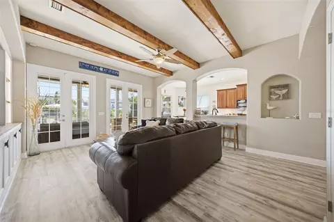 Living - 5721 Tortoise Pl, Apollo Beach, FL 33572 photo 2 of 2