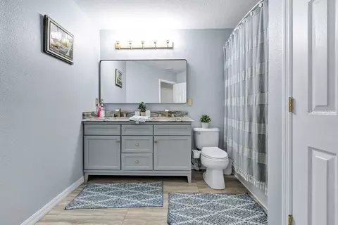 Bath - Undisclosed, Riverview, FL 33569 photo 3 of 3