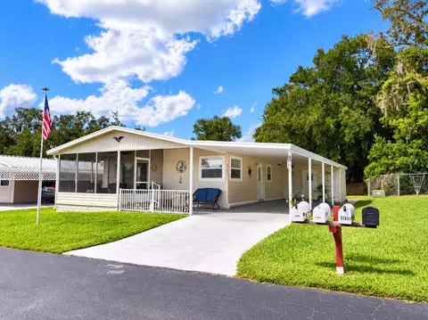 37631 Campo Ave, Zephyrhills, FL 33541