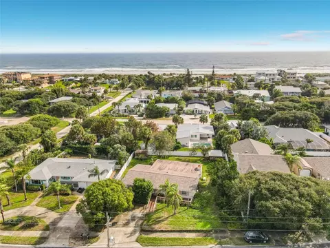 1211 N Peninsula Ave, New Smyrna Beach, FL 32169