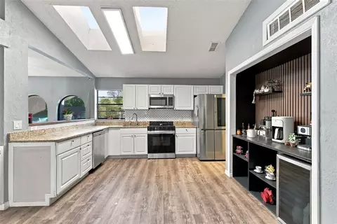 Kitchen - 6341 Gainsboro Ave, Spring Hill, FL 34609 photo 2 of 3