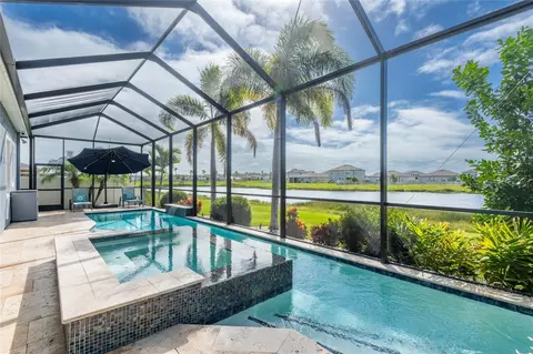 Exterior - 11809 Tetrafin Dr, Riverview, FL 33579 photo 4 of 19