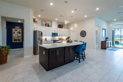 Kitchen - 11809 Tetrafin Dr, Riverview, FL 33579 photo 5 of 6
