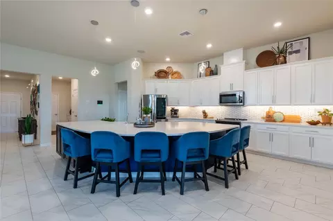 Kitchen - 11809 Tetrafin Dr, Riverview, FL 33579 photo 1 of 6