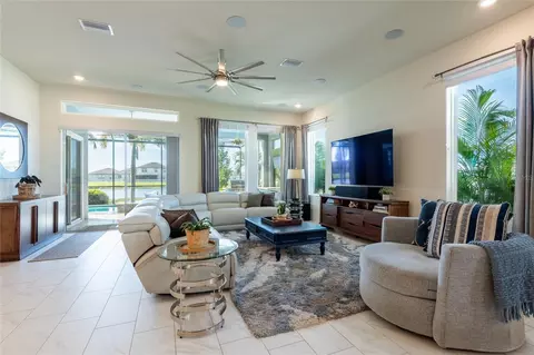 Living - 11809 Tetrafin Dr, Riverview, FL 33579 photo 1 of 4
