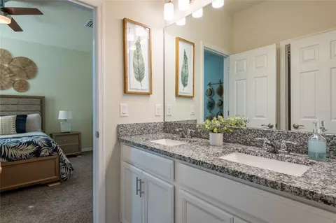Bath - 11809 Tetrafin Dr, Riverview, FL 33579 photo 5 of 5