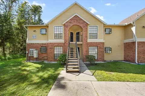 8754 Mallard Reserve Dr #201, Tampa, FL 33614