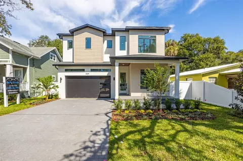 3109 W Wyoming Ave, Tampa, FL 33611