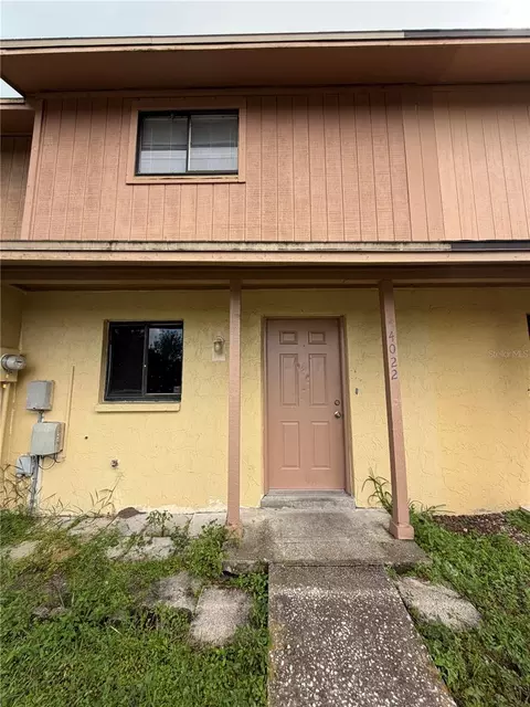 4022 Oak Limb Ct, Tampa, FL 33614