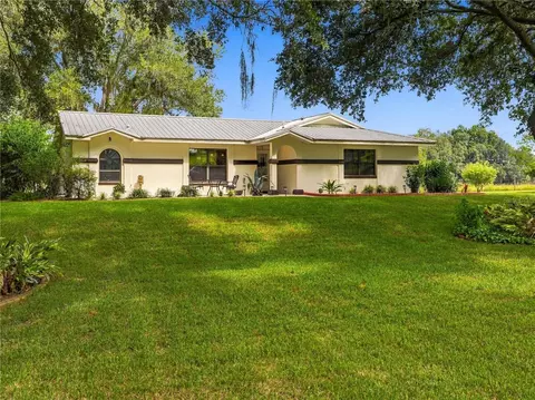 16540 Spring Valley Rd, Dade City, FL 33523