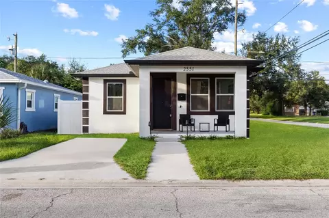 2551 Langdon Ave S, Saint Petersburg, FL 33712