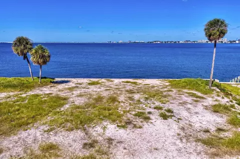 5033 W San Miguel St, Tampa, FL 33629