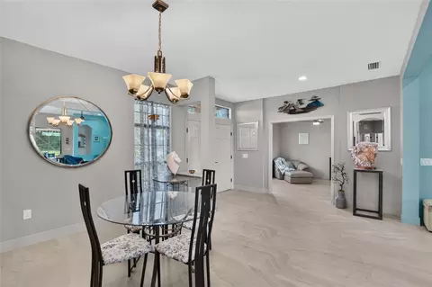 Dining - 302 Star Shell Dr, Apollo Beach, FL 33572 photo 1 of 1