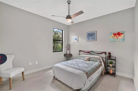 Bedroom - 302 Star Shell Dr, Apollo Beach, FL 33572 photo 5 of 6