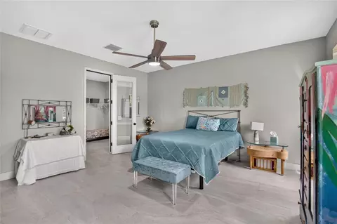Bedroom - 302 Star Shell Dr, Apollo Beach, FL 33572 photo 1 of 6